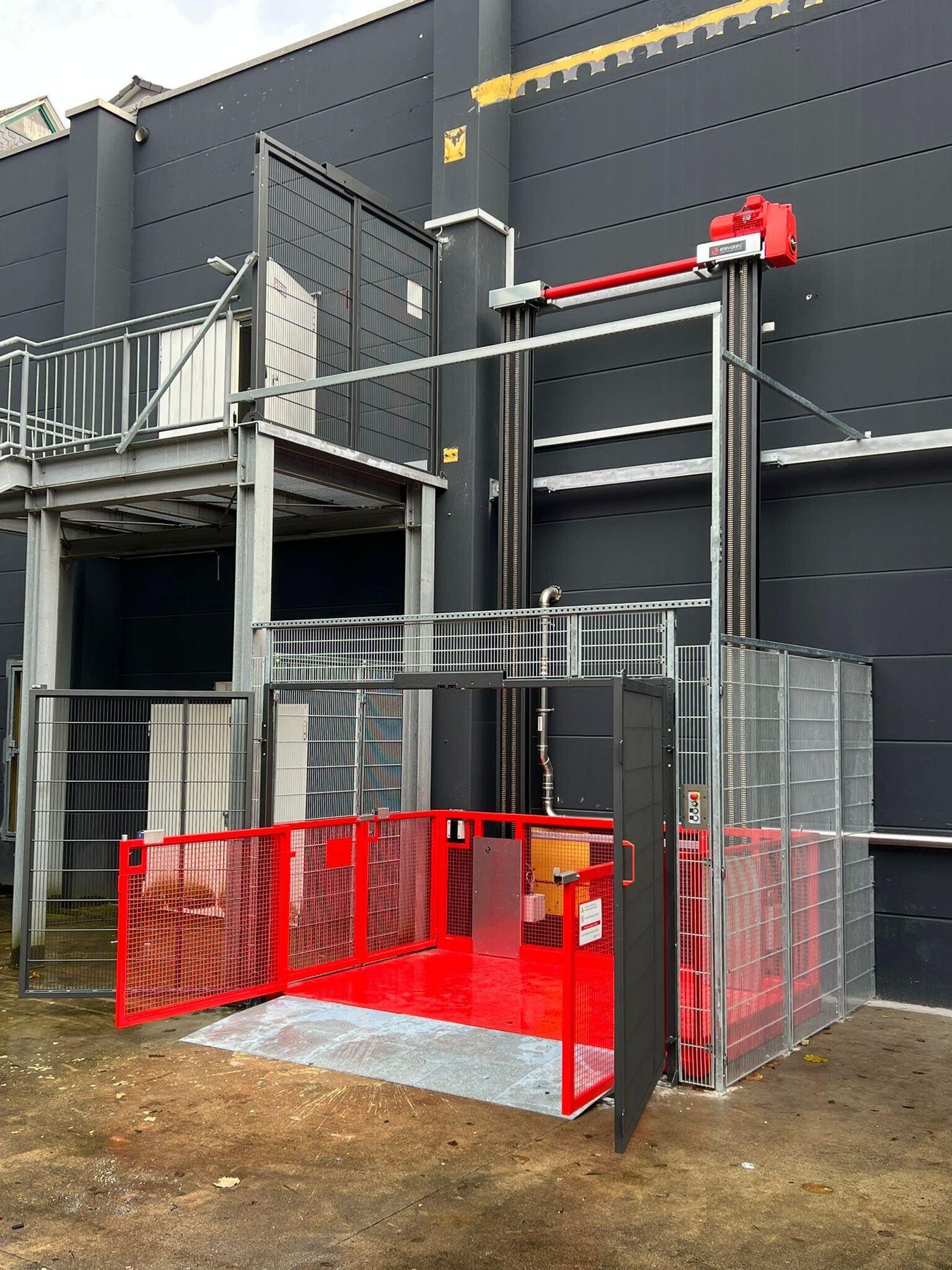 Güterlift twin s outdoor